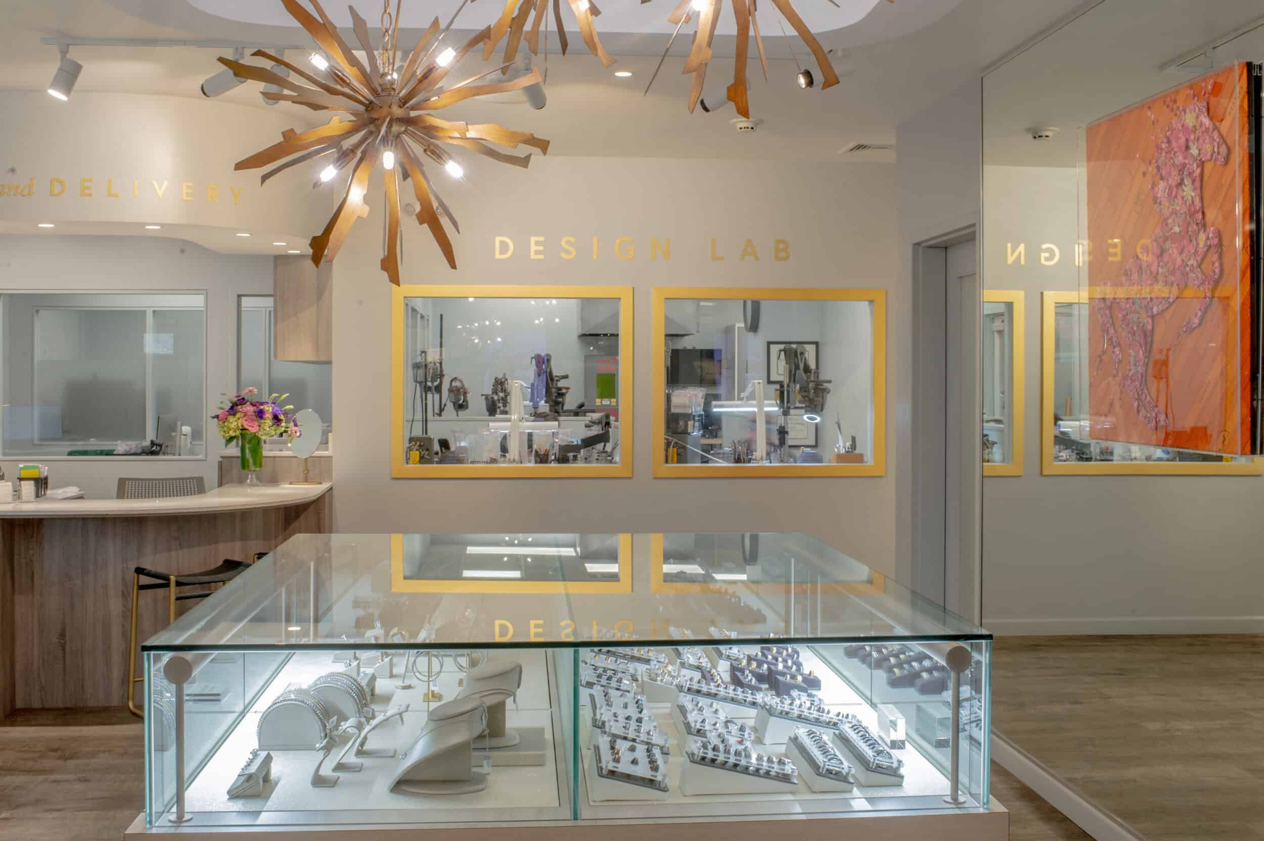 Naifeh_InStore_017.jpg